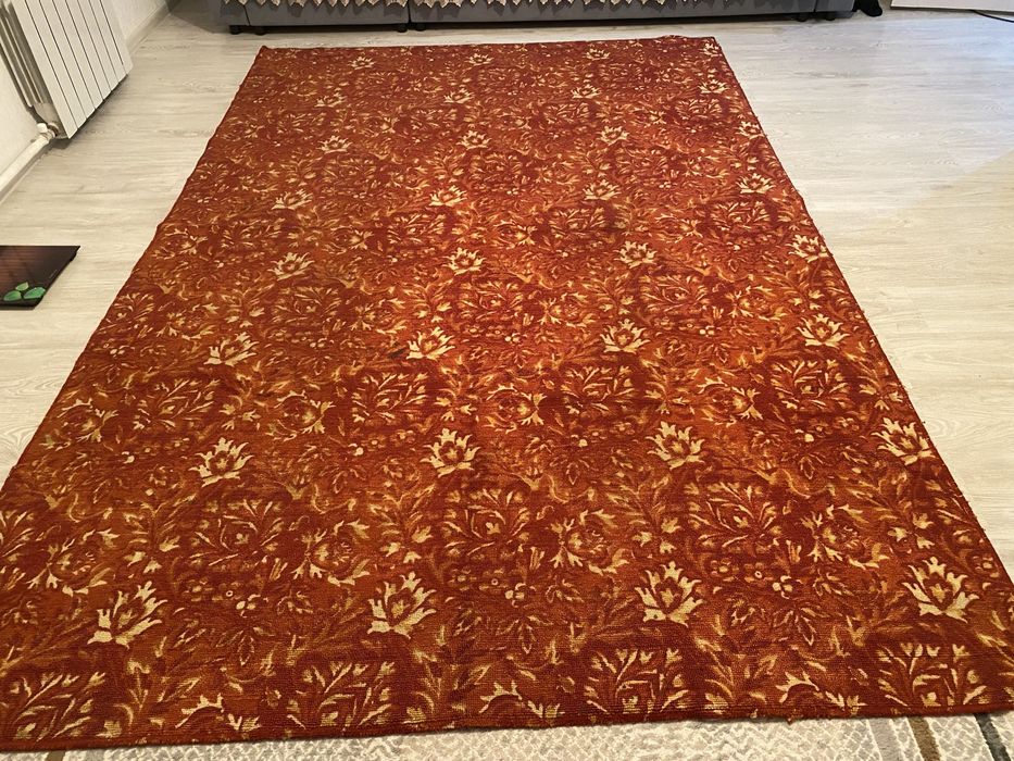 Паласы и ковер в  отличном состоянии