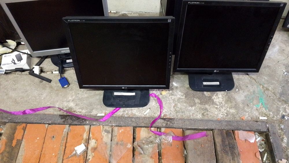 Продам мониторы 17д 19д 20д 22д 24д