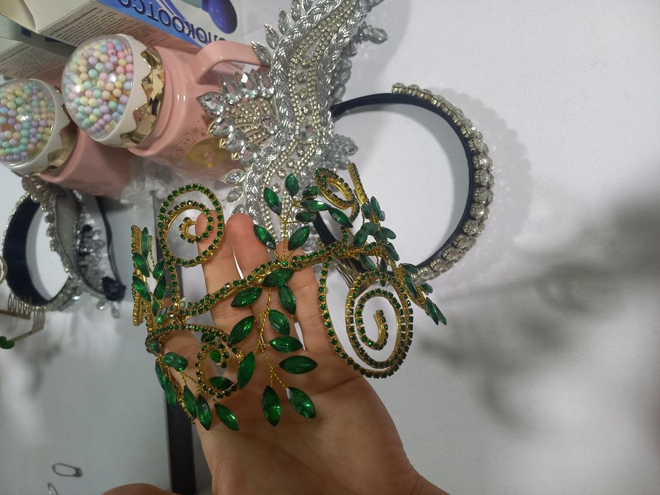 Диадема келинлар учун абодоклар