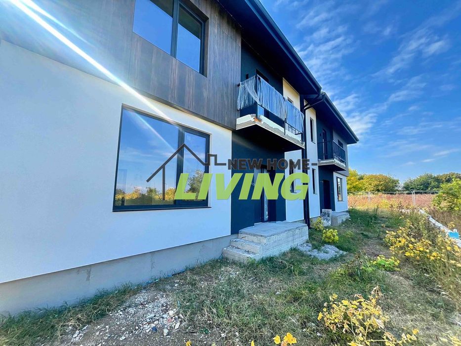 Продава се Къща в с. Марково, Област Пловдив - 212 кв.м за 1392 €/кв.м - Снимка #1