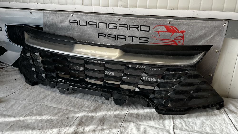 Kia Sportage 5 2022 предна решетка