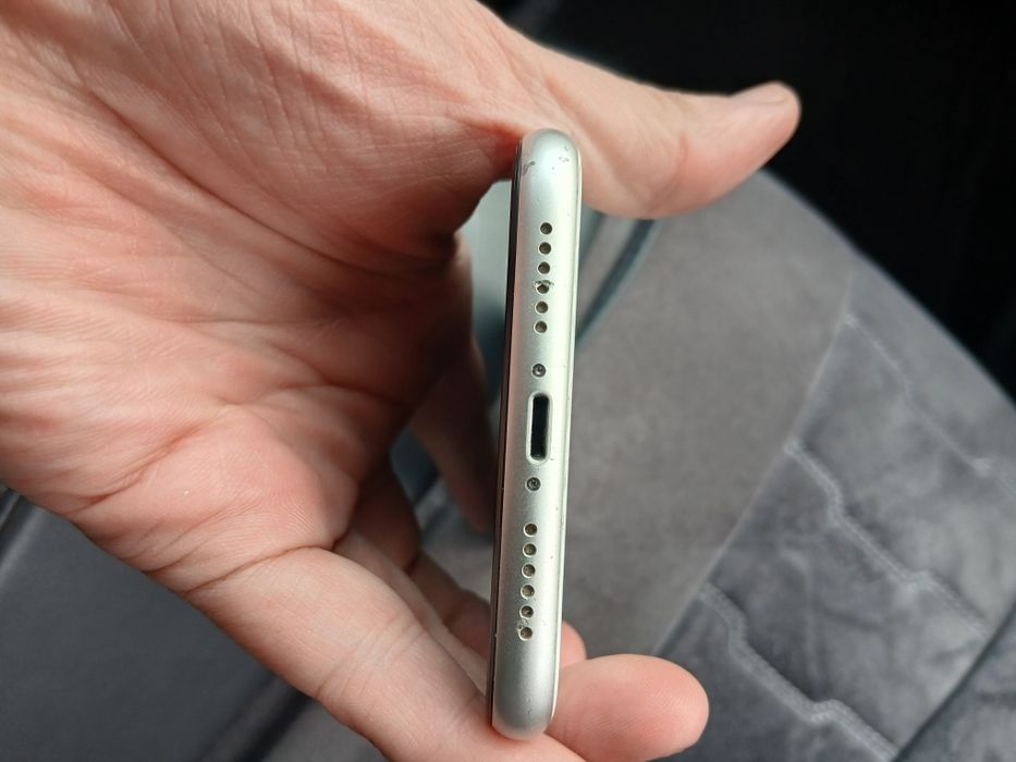 Iphone 11 64gb 75% xolati yaxshi ochilamagan