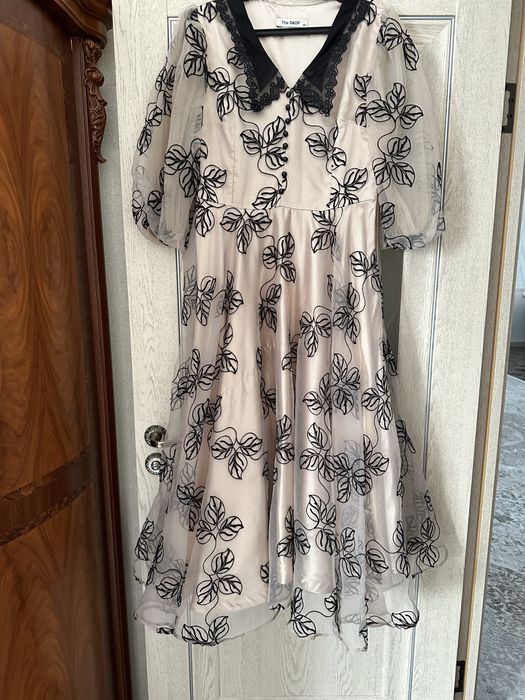 Женские платья б/у