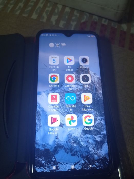 Срочно продам телефон редми нот 8