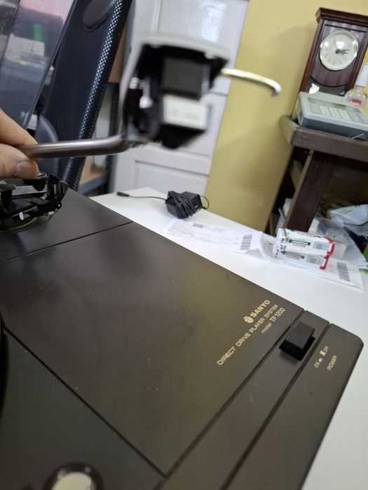 Pickup stereo pentru discuri vinil