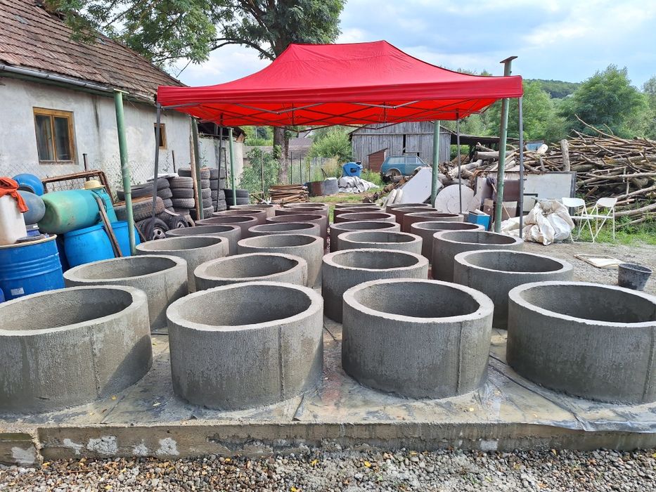 Sapam fantani  cu inele din beton.