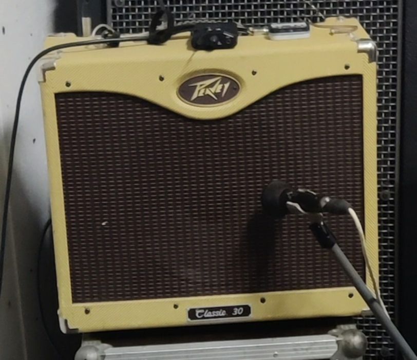 Efect chitara , chitara electrica , amplificator