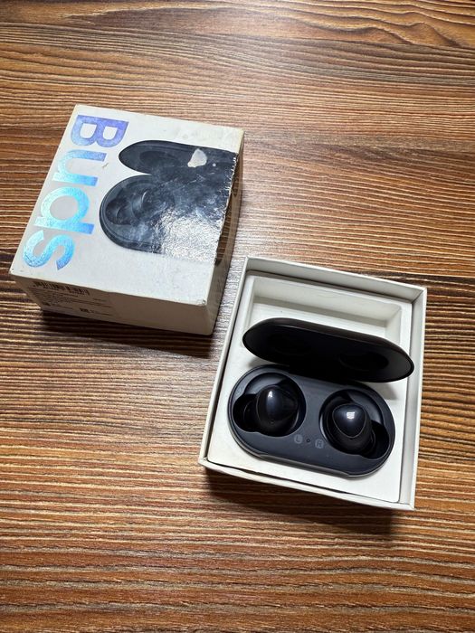 Наушники 10.000 оригинал новые