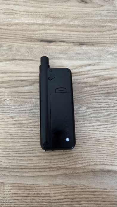Продается спутниковый телефон Thuraya XT.