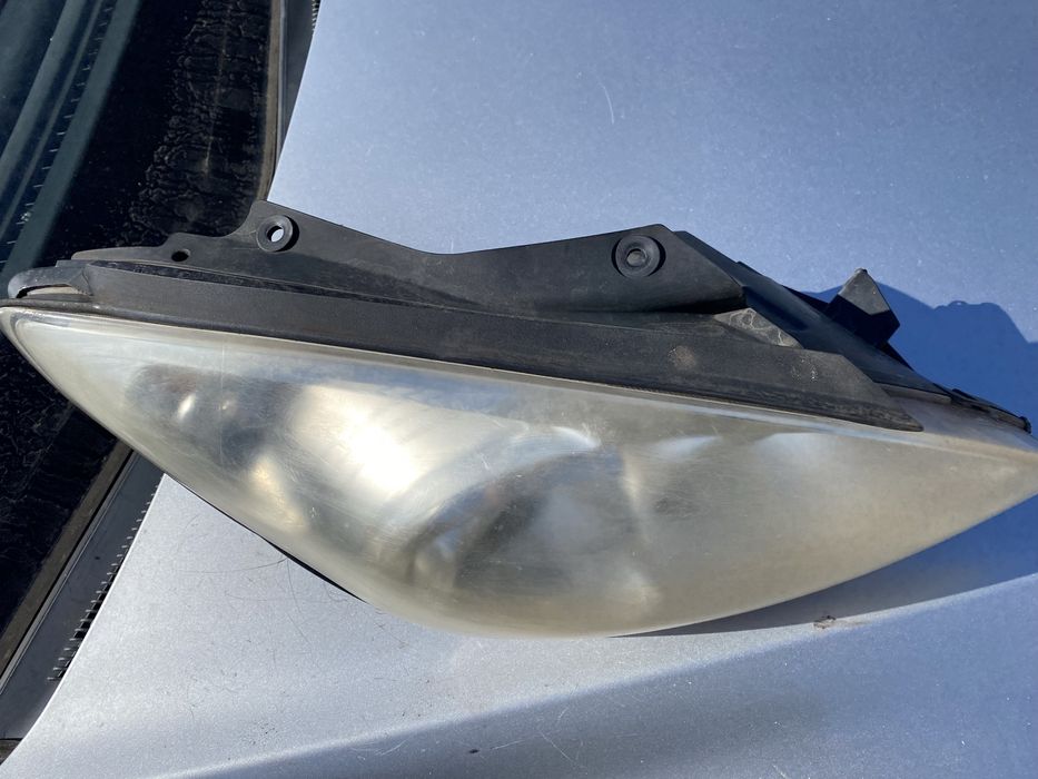 Десен фар за Hyundai i30-2008г