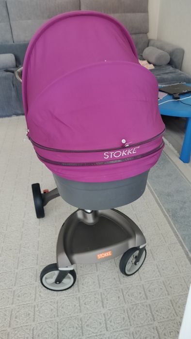Продам детскую коляску Stokke