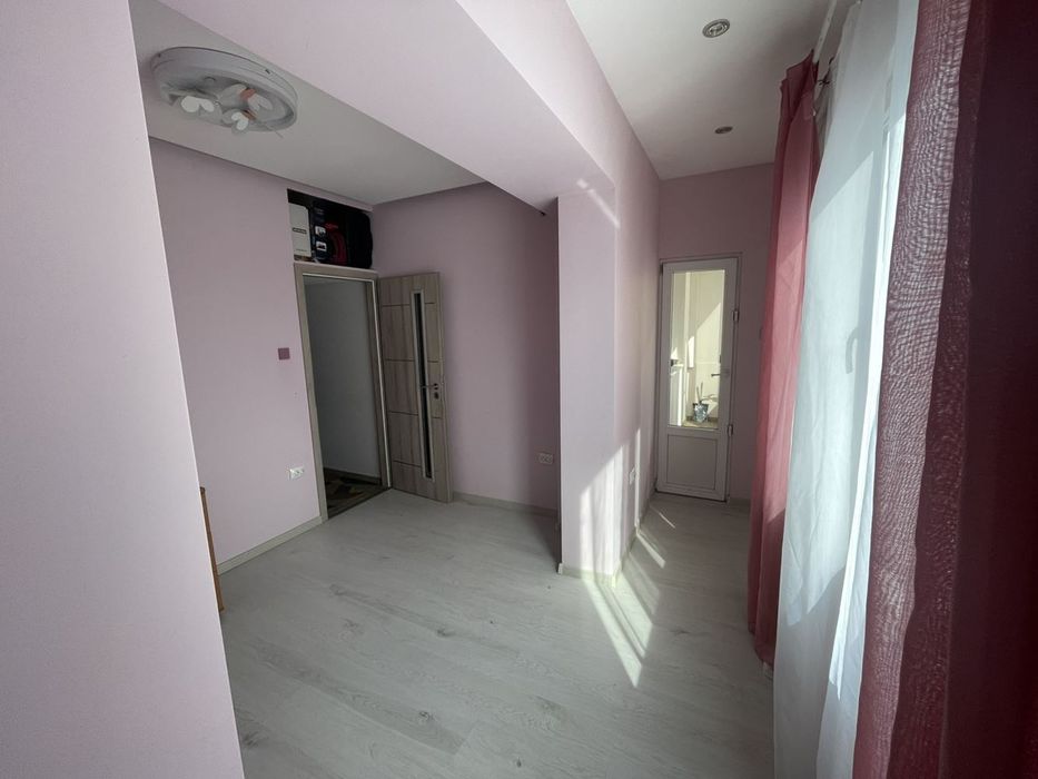 Дава се под наем Тристаен апартамент в София, Толстой - 67 кв.м за 598.23 € - Снимка #11