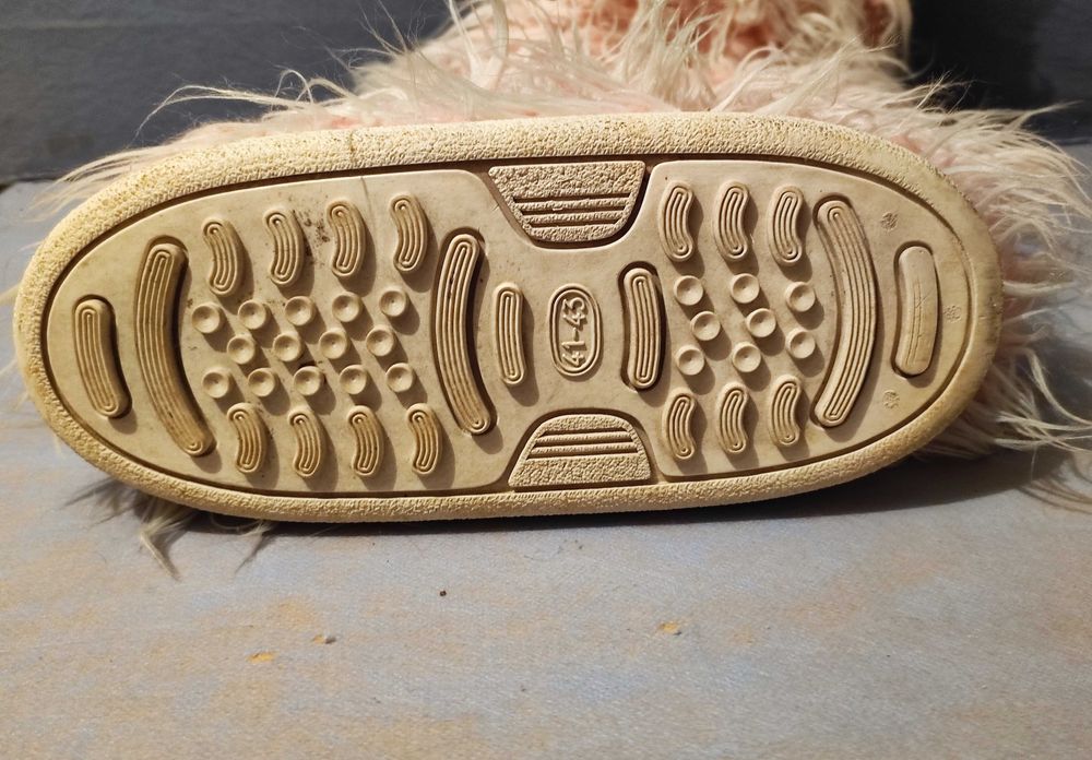 Оригинални дамски зимни ботуши