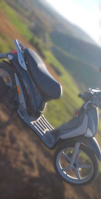 Vand scuter piaggio liberty 80cc.