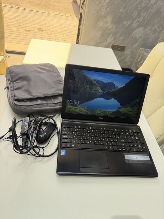 Notebook Acer surochna sotiladi