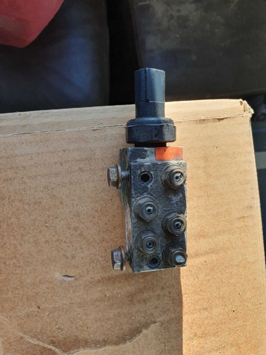 Компресор за въздушно окачване WABCO