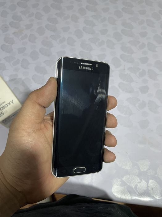 Продам телефон в хорошем состояний