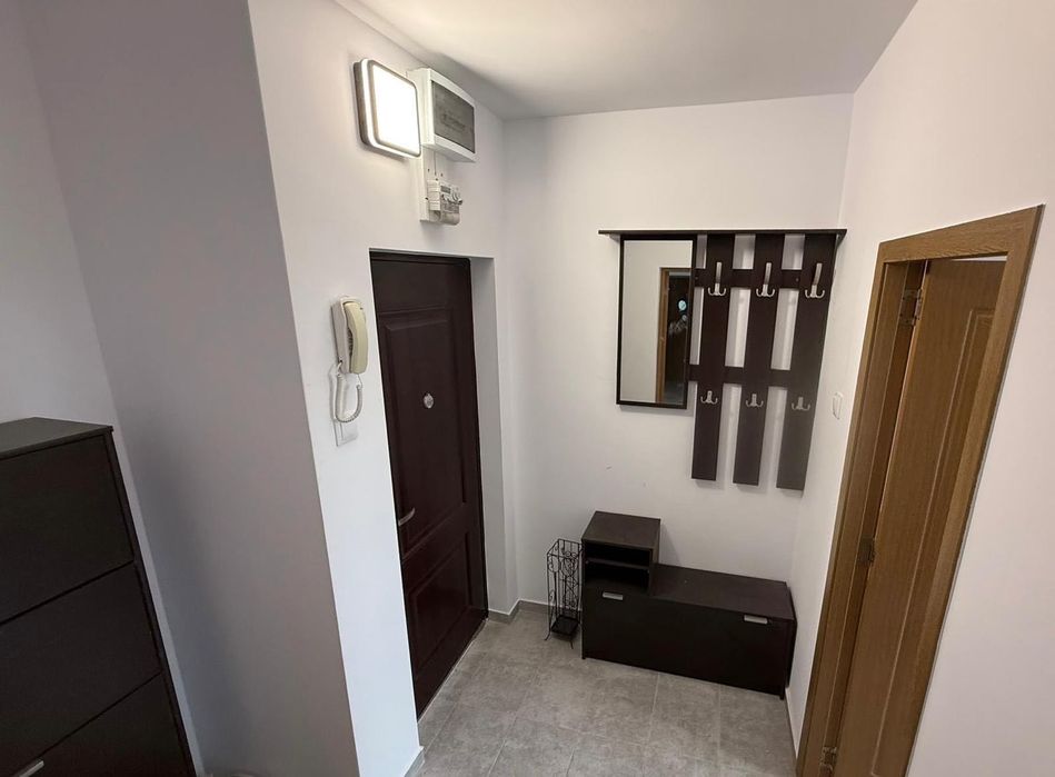 Persoană fizică, inchiriez  Apartament 2 camere Podu Ros