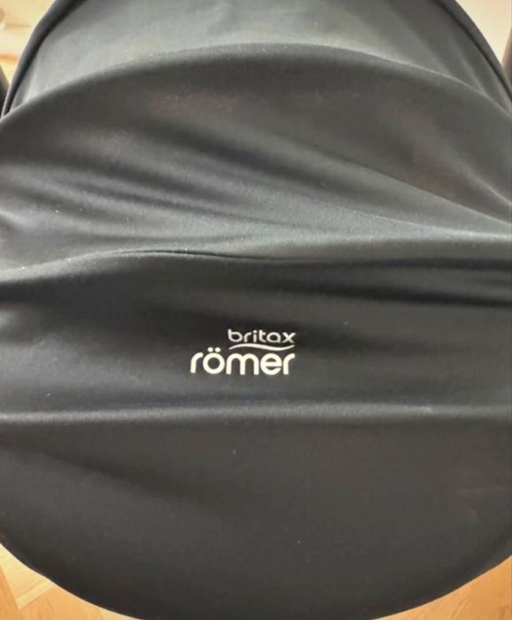 Scoica auto + baza isofix + adaptori Britax Römer