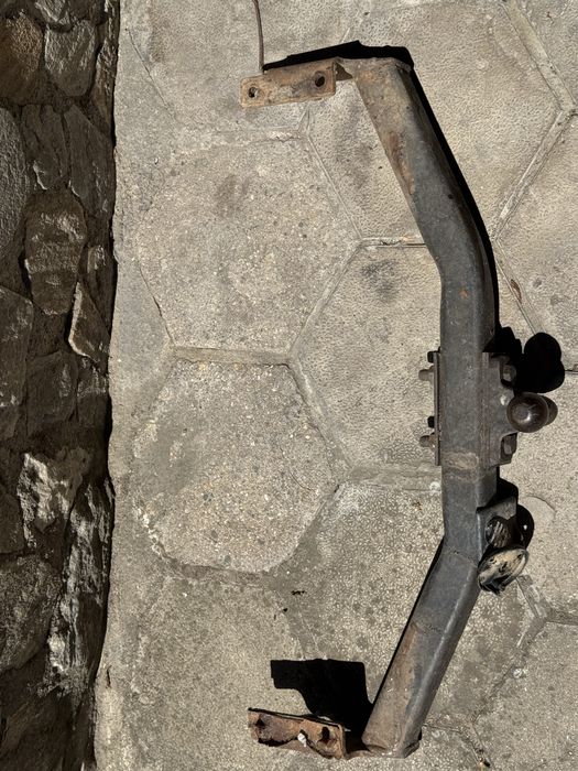 Теглич за Suzuki Vitara