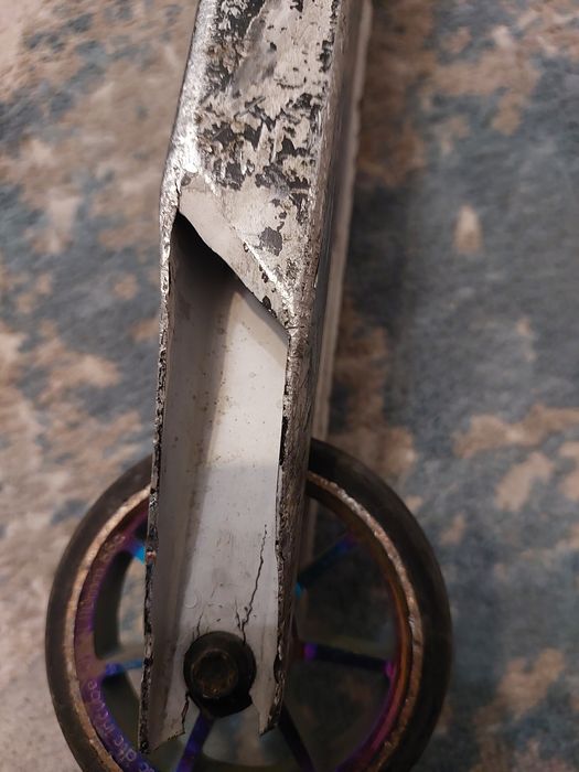 Самокат трюковой срочно