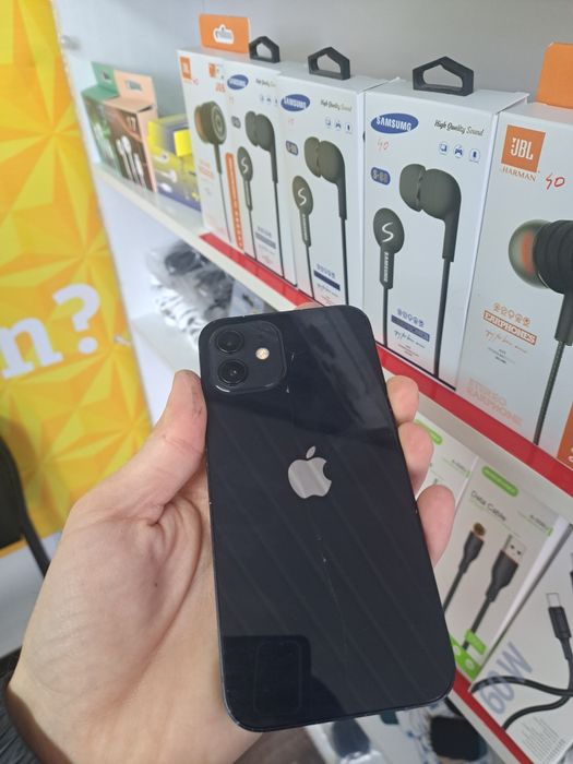 iPhone 12 64gb yomkiat 81%