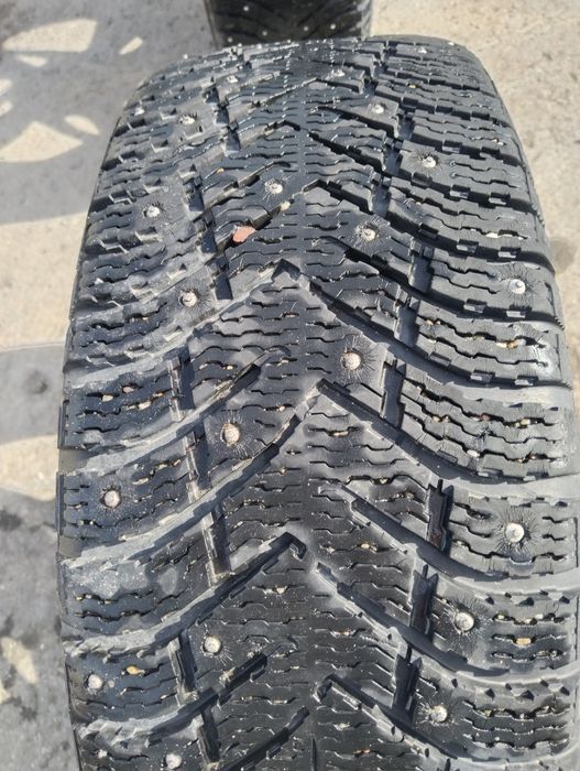 Продам б/у резину