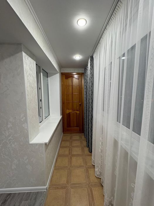 Продам 3 х квартиру центр