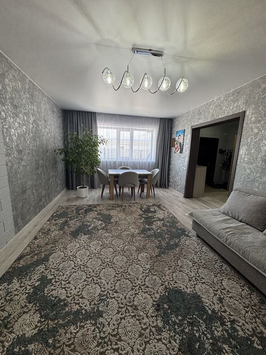 Продам новый дом в центре