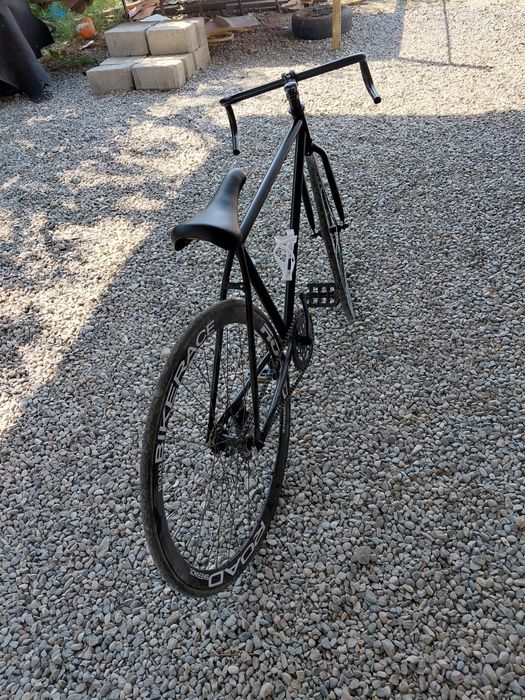 Велосипед фикс (Fixed gear)