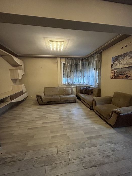 Продава се Четиристаен апартамент в София, Оборище - 100 кв.м за 2035 €/кв.м - Снимка #2