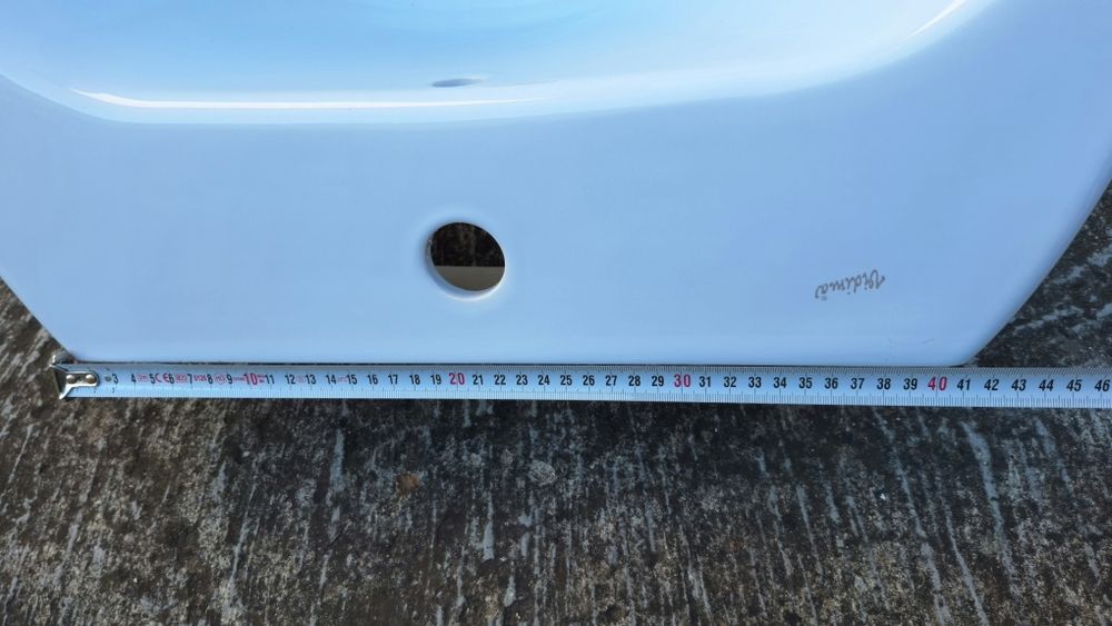 Порцеланова мивка с полуботуш