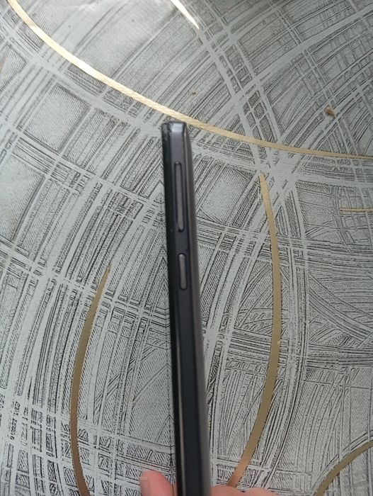 Продам телефон Lenovo 660 б/у