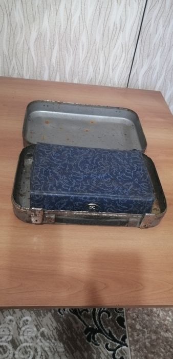 Продам чемоданчик