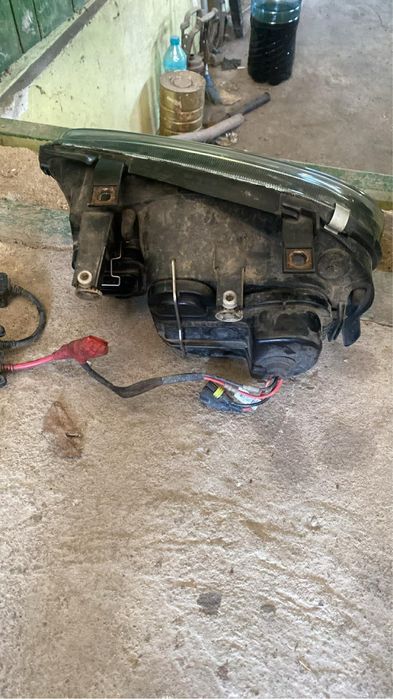 Фарове с angel eyes голф 4