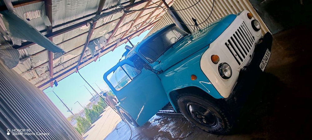 Gaz 53 sestirna tez va arzon sotiladi