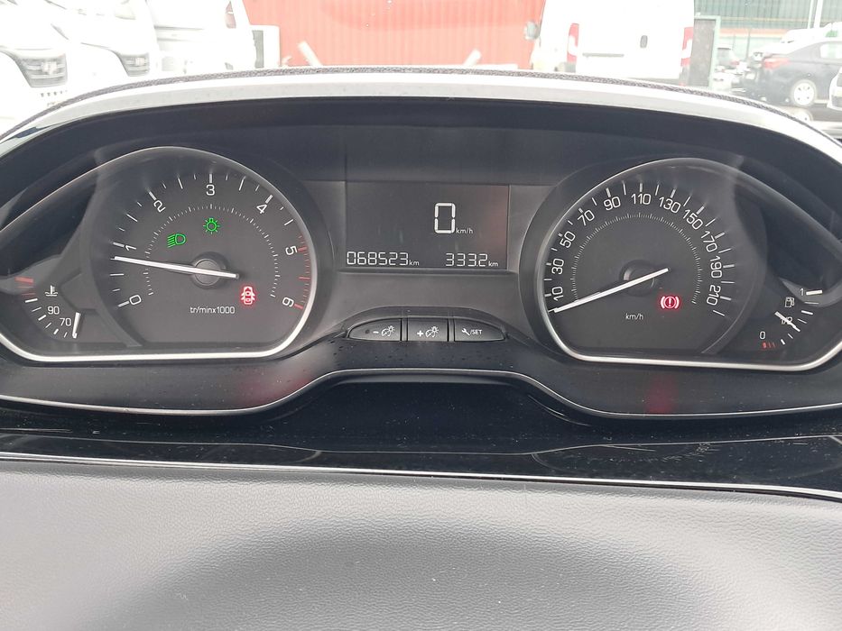 Peugeot 208 - Diesel - Istoric Reprezentanta  1.6 diesel 100 cp