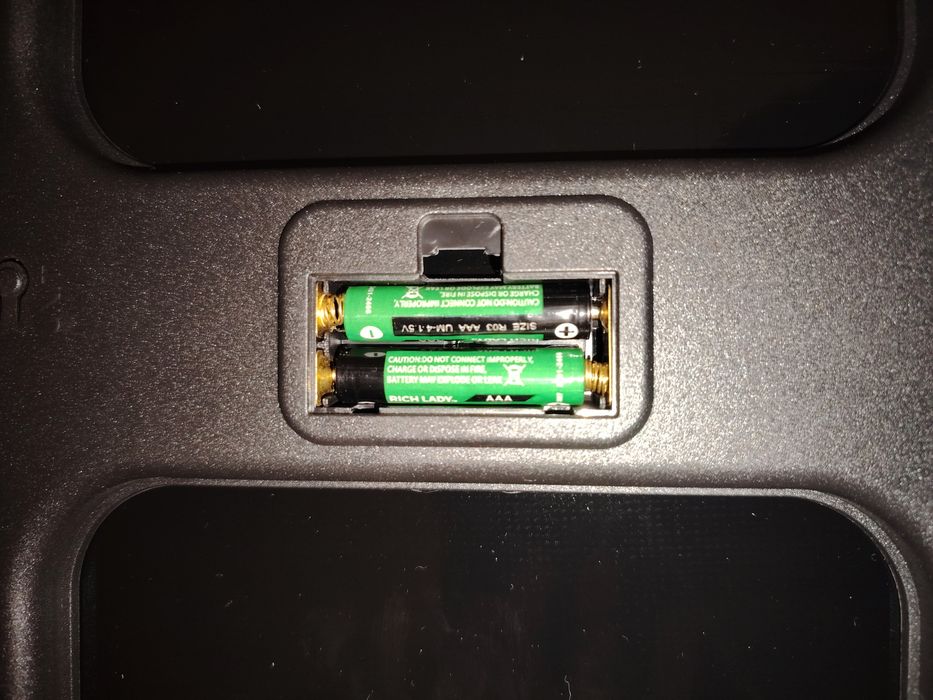 Интелигентен кантар за баня с приложение за телефон