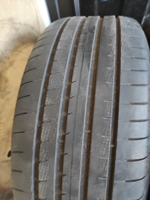 225/50/17 Goodyear