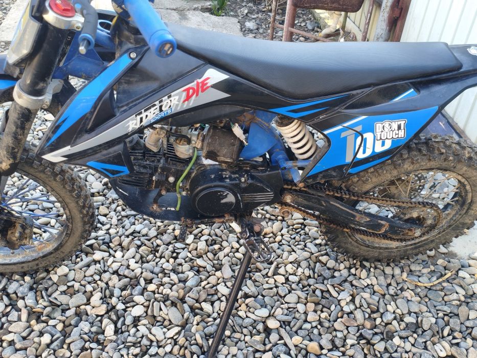Vând jrh 125cc impecabi Citiți Descrierea.