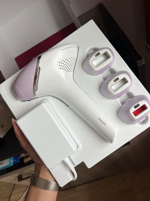 Фотоепилатор Philips Lumea Sense IQ technology