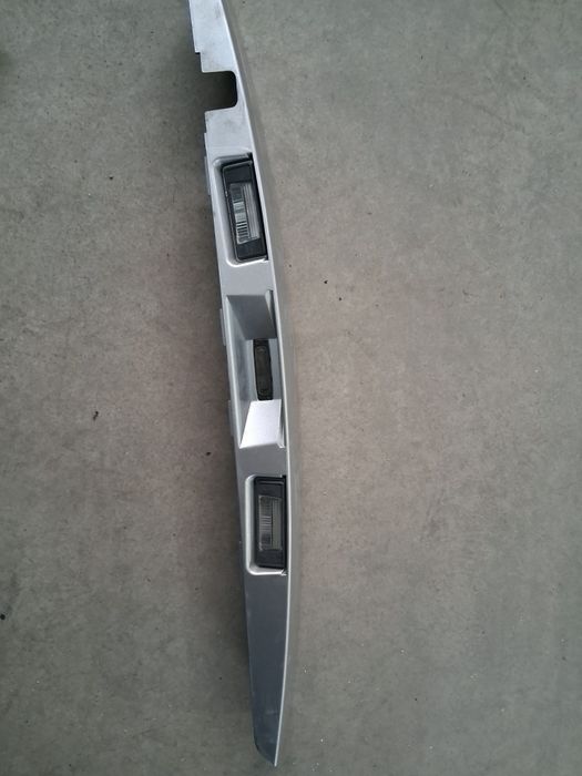 Lampa numar cu suport pentru Nissan Qasqhai