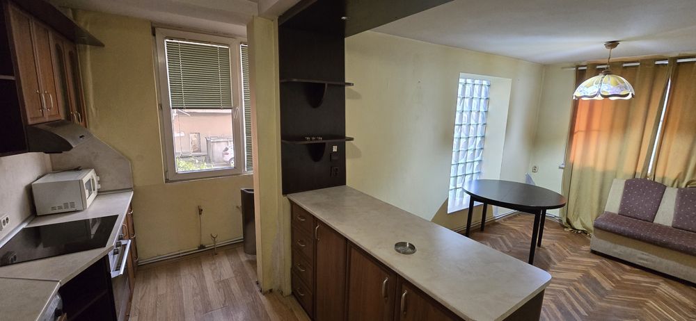 Продава се Многостаен апартамент в Монтана, Промишлена зона - 140 кв.м за 1428 €/кв.м - Снимка #1