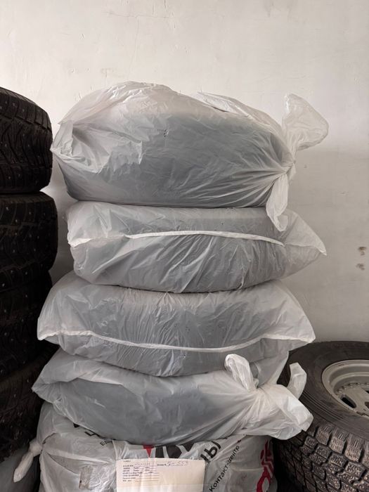 Зимние шины продам