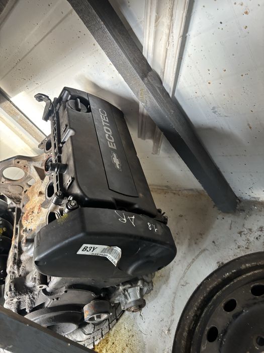 Продам двигатель f18d4