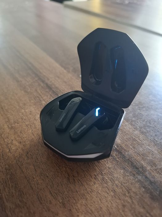Продам наушники Lenovo