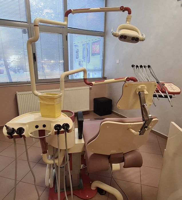 Стоматологичен стол