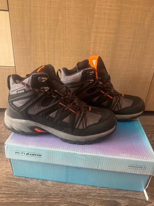 Туристически обувки LOTTO DENVER HIGH
