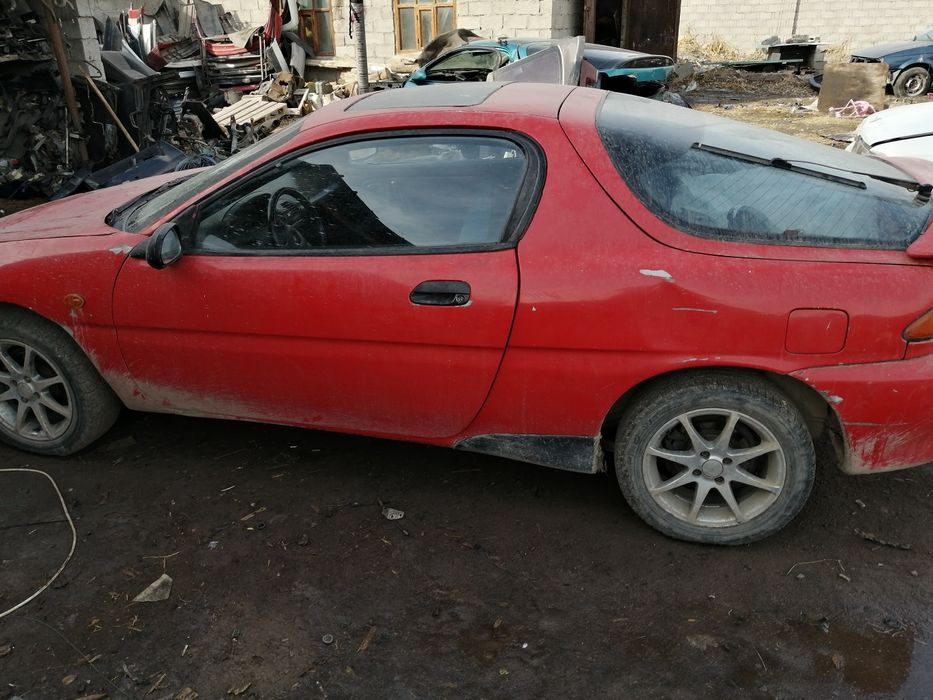 Мазда МХ3 купе..