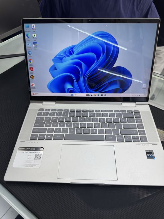 Hp Envy x360 i7-1355U DDR5 16 512gb Ssd 16.0 FHD Ips X360 Touch screen